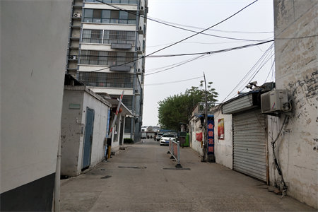 佛山中学附近弘盛华庭3室2厅2卫95万122m2精装修出售